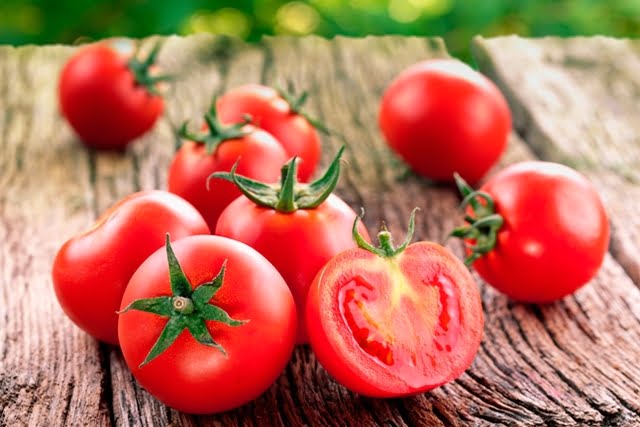 Alimentos afrodisiacos para melhorar desempenho sexual 4 tomates