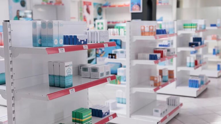 Linha completa de produtos de qualidade na drogaria: conheça agora! 1 farmacia2