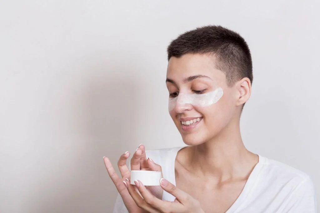 Veja 10 cosméticos que não levam alumínio na composição 1 alumínio na composição